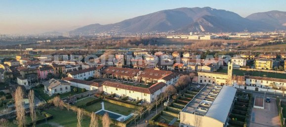 Villa de 2 dormitorios en Brescia, Italy No. 107394 25