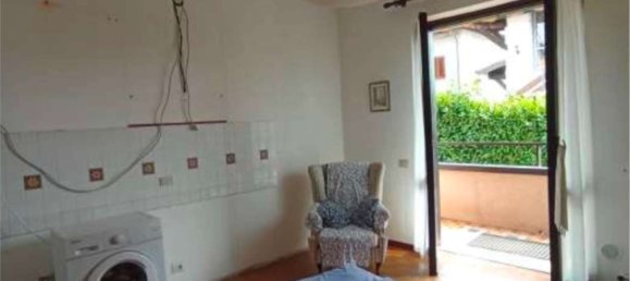 Apartamento de 4 habitaciónes en Vertemate con Minoprio, Italy No. 6794 9
