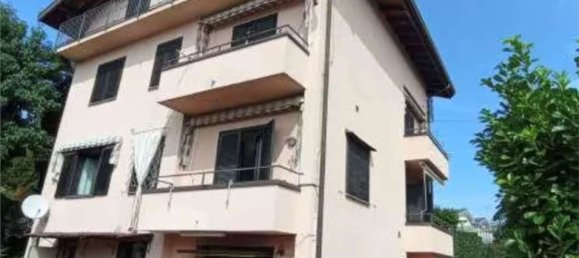 Apartamento de 4 habitaciónes en Vertemate con Minoprio, Italy No. 6794 15