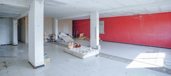 400m² Commercial property in Macanet De La Selva, Spain No. 10730 10