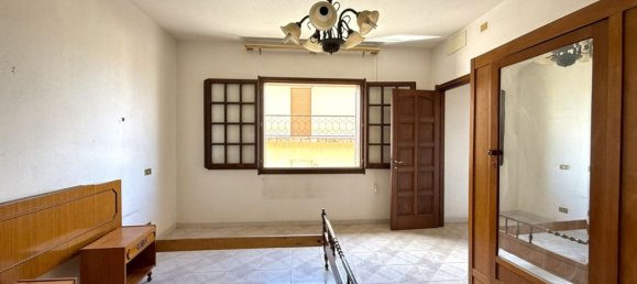 Casa de 4 divisões em Sarroch, Italy N.º 285016 8