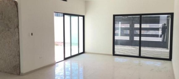 Casa de 3 dormitorios en Playa Vicente, Mexico No. 146382 2