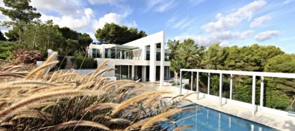 5 bedrooms Villa in Sol De Mallorca, Spain No. 83452 2