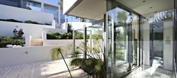 5 bedrooms Villa in Sol De Mallorca, Spain No. 83452 4