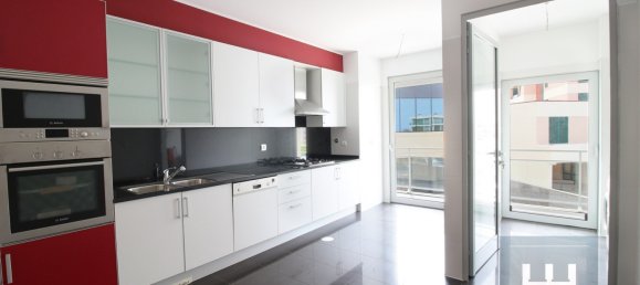 3 bedrooms Apartment in Funchal, Portugal No. 100970 5