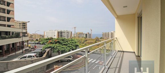3 bedrooms Apartment in Funchal, Portugal No. 100970 7