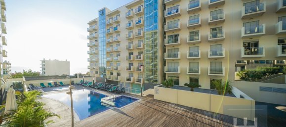 3 bedrooms Apartment in Funchal, Portugal No. 100970 2