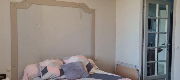 1 Schlafzimmer Haus in Gracay, France, Nr. 104215 2