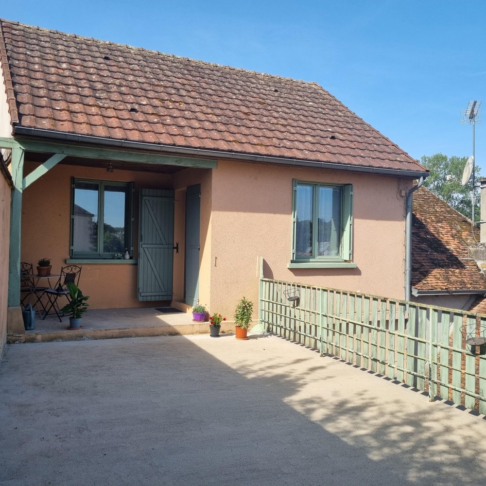 1 Schlafzimmer Haus in Gracay, France, Nr. 104215