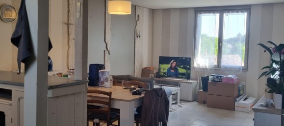 1 Schlafzimmer Haus in Gracay, France, Nr. 104215 5