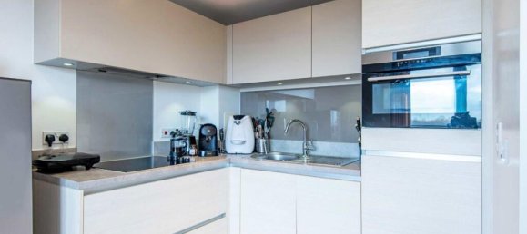 1 bedroom Apartment in Canary Wharf, United Kingdom No. 5660 5
