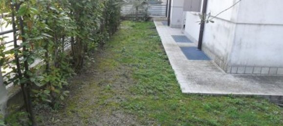 3 bedrooms Apartment in San Vendemiano, Italy No. 371919 2