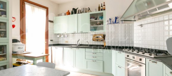 3 غرف نوم فيلا في Mogliano Veneto, Italy رقم 322597 3