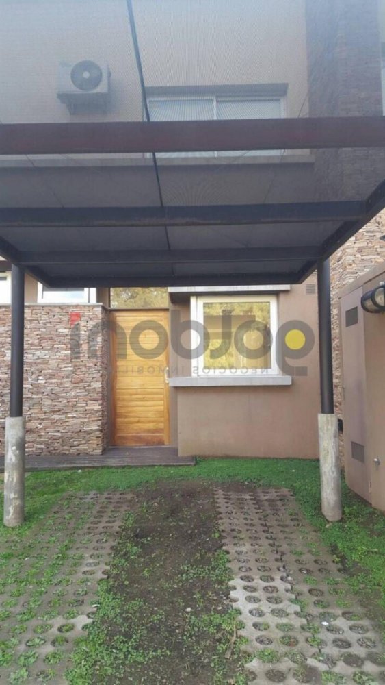 2 bedrooms Apartment in Berazategui, Argentina No. 64238