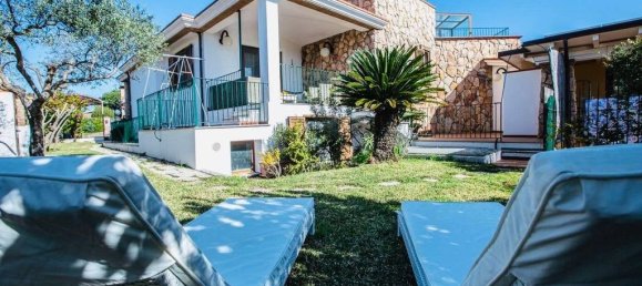 4 bedrooms Villa in Tortolì, Italy No. 60667 8