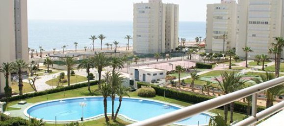 Apartamento de 3 dormitorios en Alicante, Spain No. 98113 25