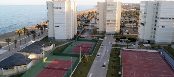 Apartamento de 3 dormitorios en Alicante, Spain No. 98113 22
