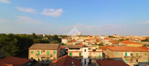 3 bedrooms Penthouse in Pescara, Italy No. 358405 14