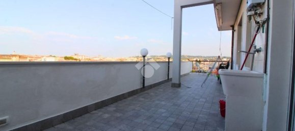 3 bedrooms Penthouse in Pescara, Italy No. 358405 6