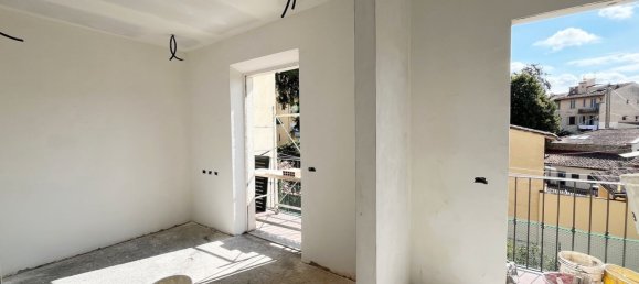 3 bedrooms Apartment in Florence, Italy No. 380367 18