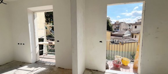 3 bedrooms Apartment in Florence, Italy No. 380367 16