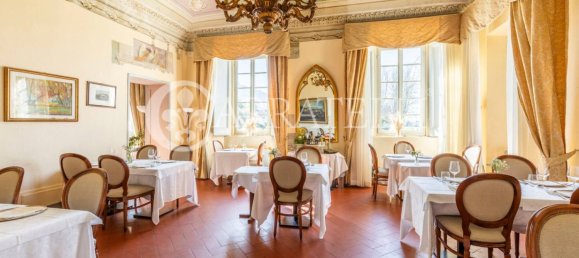 9 bedrooms Villa in San Giuliano Terme, Italy No. 205795 10