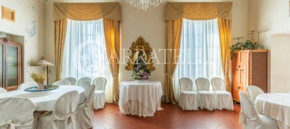 9 bedrooms Villa in San Giuliano Terme, Italy No. 205795 20