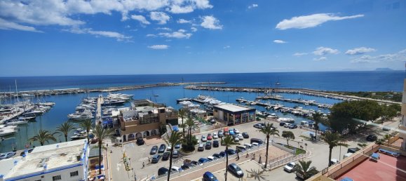 4 bedrooms Apartment in Estepona, Spain No. 150676 7