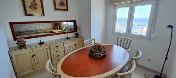 4 bedrooms Apartment in Estepona, Spain No. 150676 9