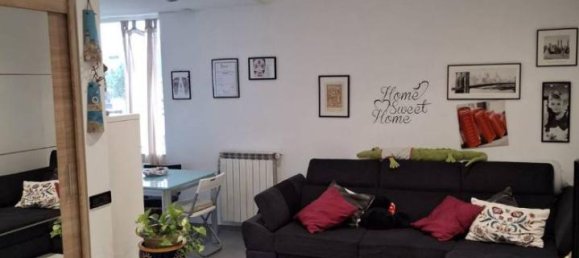 2 rooms Apartment in Rome, Italy No. 41057 4