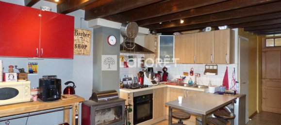 Casa de 3 dormitorios en Cormoz, France No. 199005 3