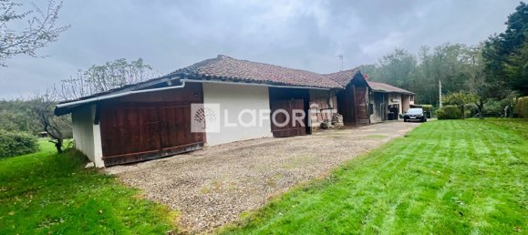 Casa de 3 dormitorios en Cormoz, France No. 199005 9