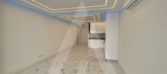 2 chambres Appartement à Quarteira, Portugal No. 93873 5