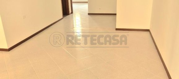 2-salle Appartement à Vicenza, Italy No. 156499 7