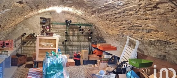 4 bedrooms House in Varennes, France No. 312395 16