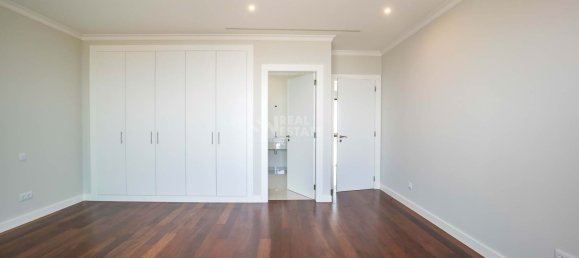 3 bedrooms House in Funchal, Portugal No. 94281 3