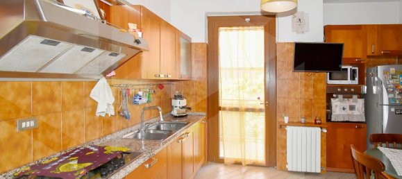5-Zimmer Villa in Parabiago, Italy, Nr. 28764 6