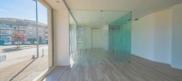 76m² Commercial property in Penta-di-Casinca, France No. 302847 4