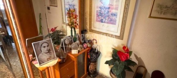 3غرفة شقة في Valencia, Spain رقم 128554 9