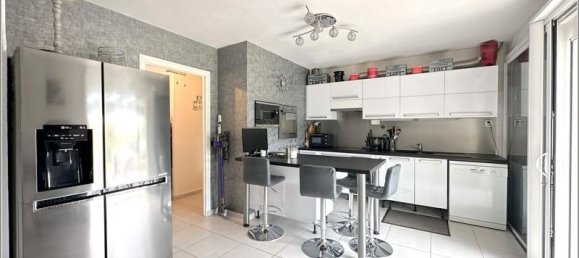 Дом с 4 спальнями в Курвиль-сюр-Эр, Франция № 64347 4