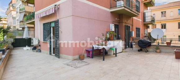 2 Schlafzimmer Wohnung in Rome, Italy, Nr. 377264 11