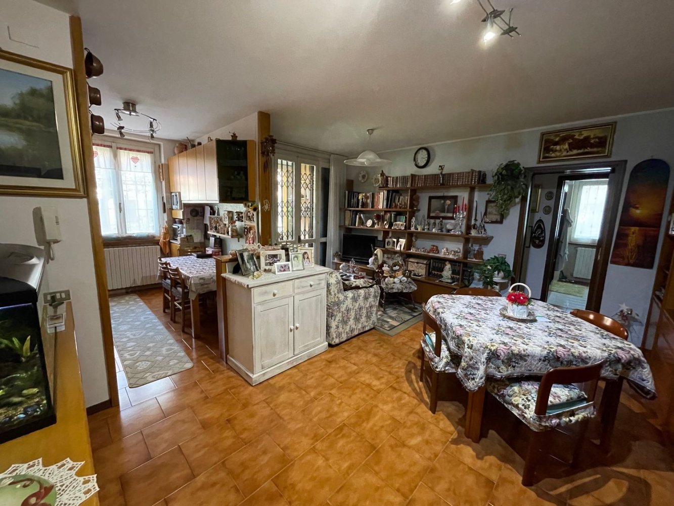 2غرفة شقة في Spino d'Adda, Italy رقم 3986