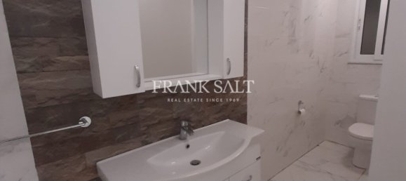  Office in Victoria, Malta No. 11984 19