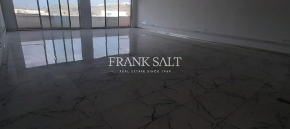  Office in Victoria, Malta No. 11984 22