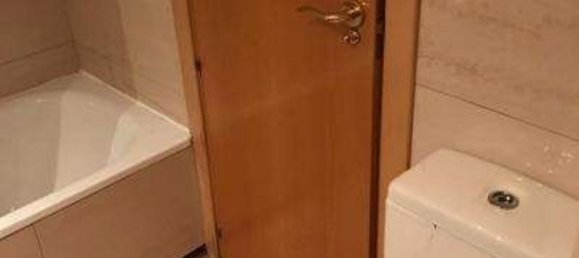 2 bedrooms Apartment in Madrid, Spain No. 133890 12