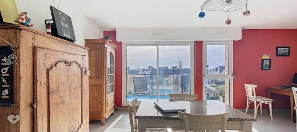 Apartamento de 2 dormitorios en Larmor-Plage, France No. 275876 3