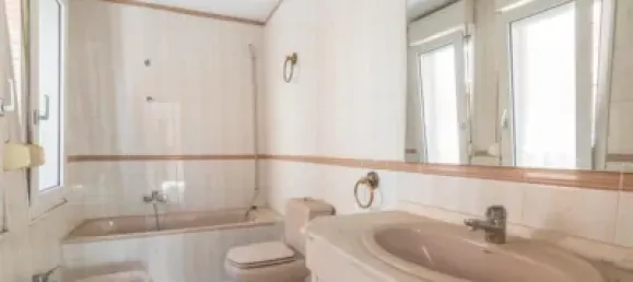 Apartamento de 6 dormitorios en Armilla, Spain No. 176395 21