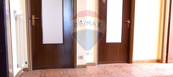 3 bedrooms Apartment in San Nicola la Strada, Italy No. 270461 3