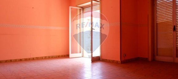 3 bedrooms Apartment in San Nicola la Strada, Italy No. 270461 8