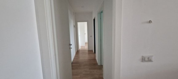 3 غرف نوم شقة في Venegono Inferiore, Italy رقم 372590 11